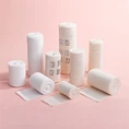 What is the performance of the Universal Bandage in hot weather?